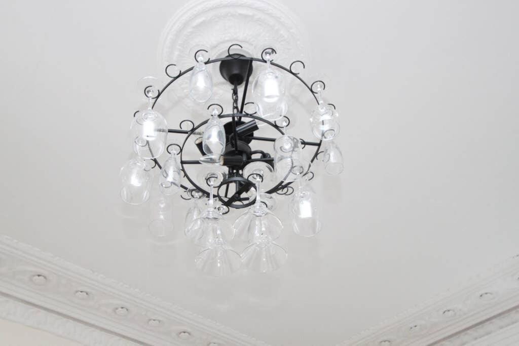 Stunning Arty Apartment In The Heart Of Clifton Bristol Exterior foto